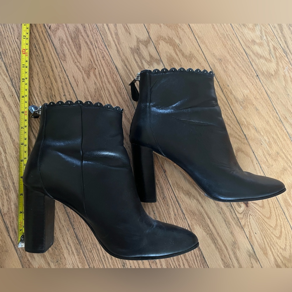 Coach Terence women’s 9b black leather ankle boots w/ stacked heel & back zip.